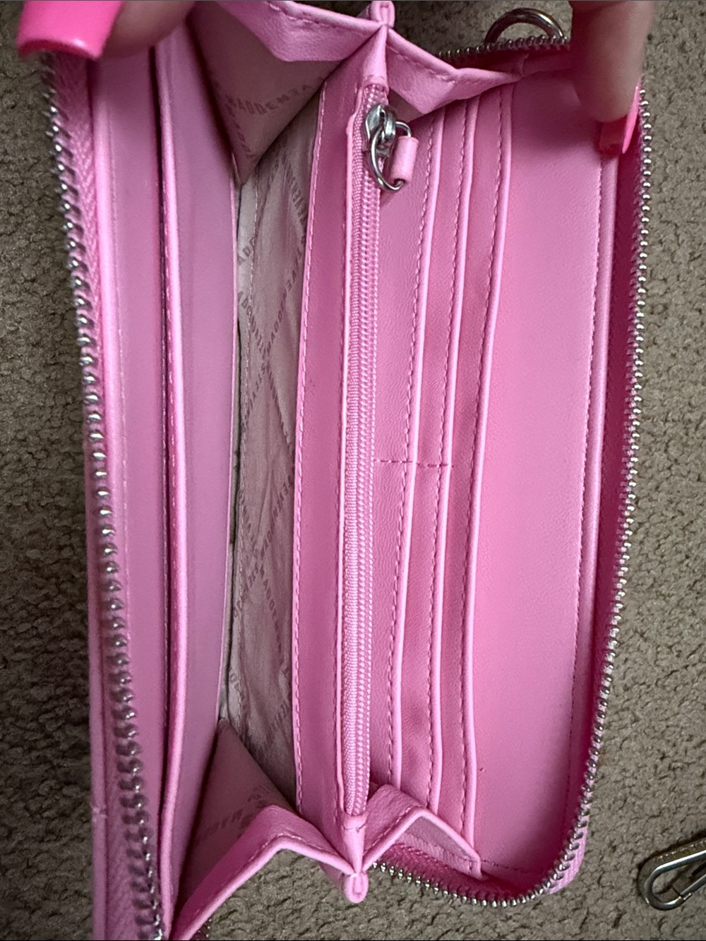 Steve Madden Pink Quilted Crossbody with Multicolor Logo Strap - Picture 3 of 8